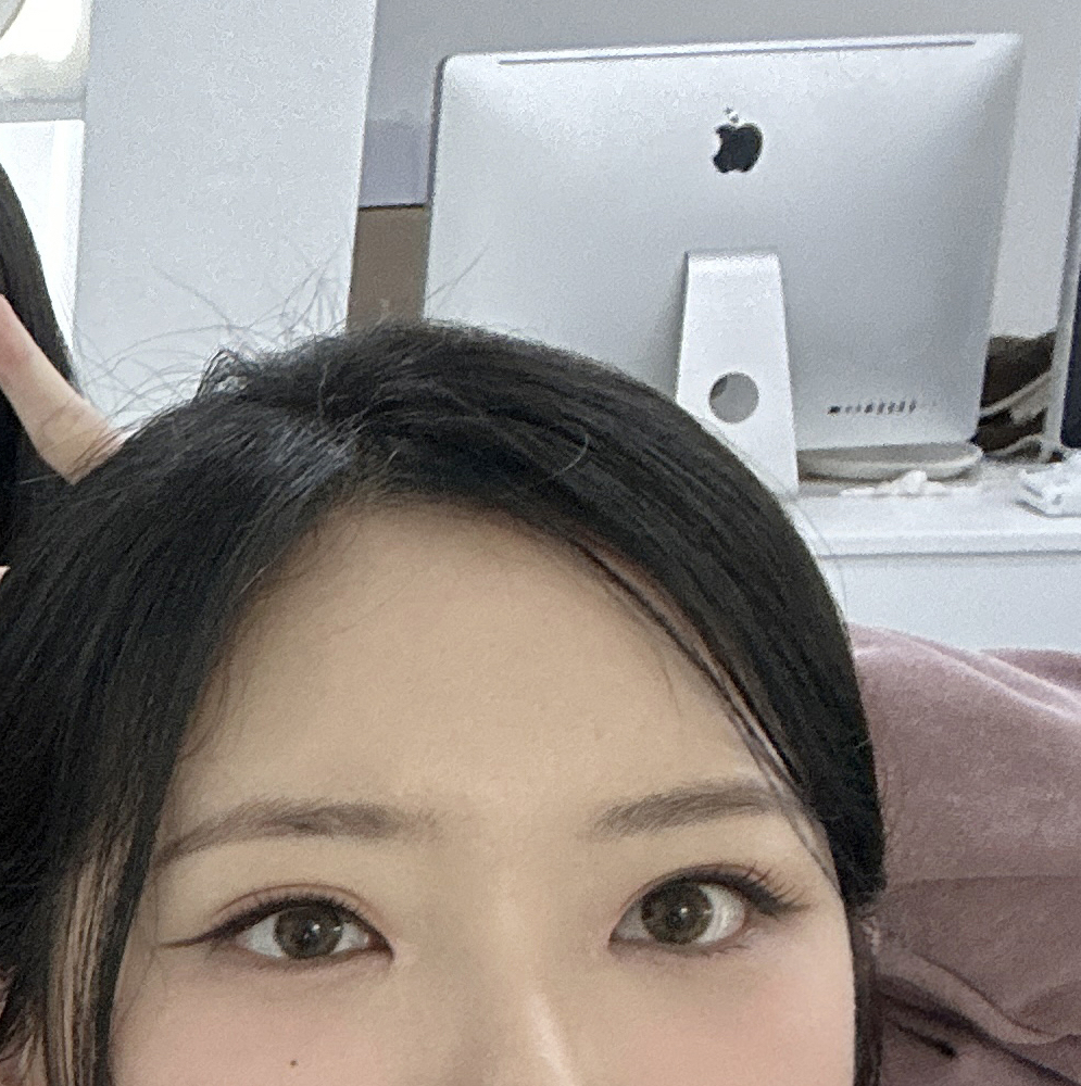 Behind-the-scenes cut of Loossemble