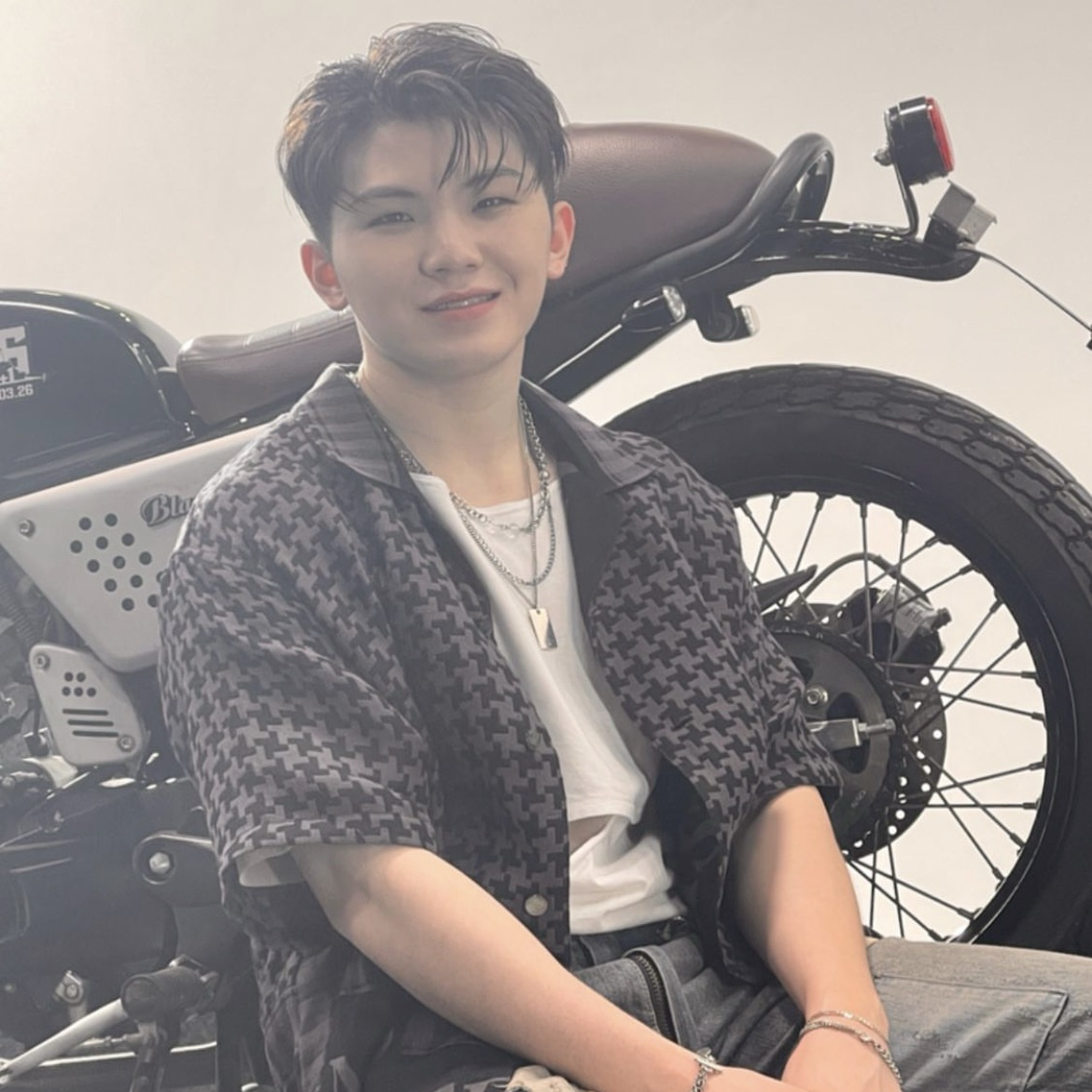 Recent activity shot of Woozi (SEVENTEEN)