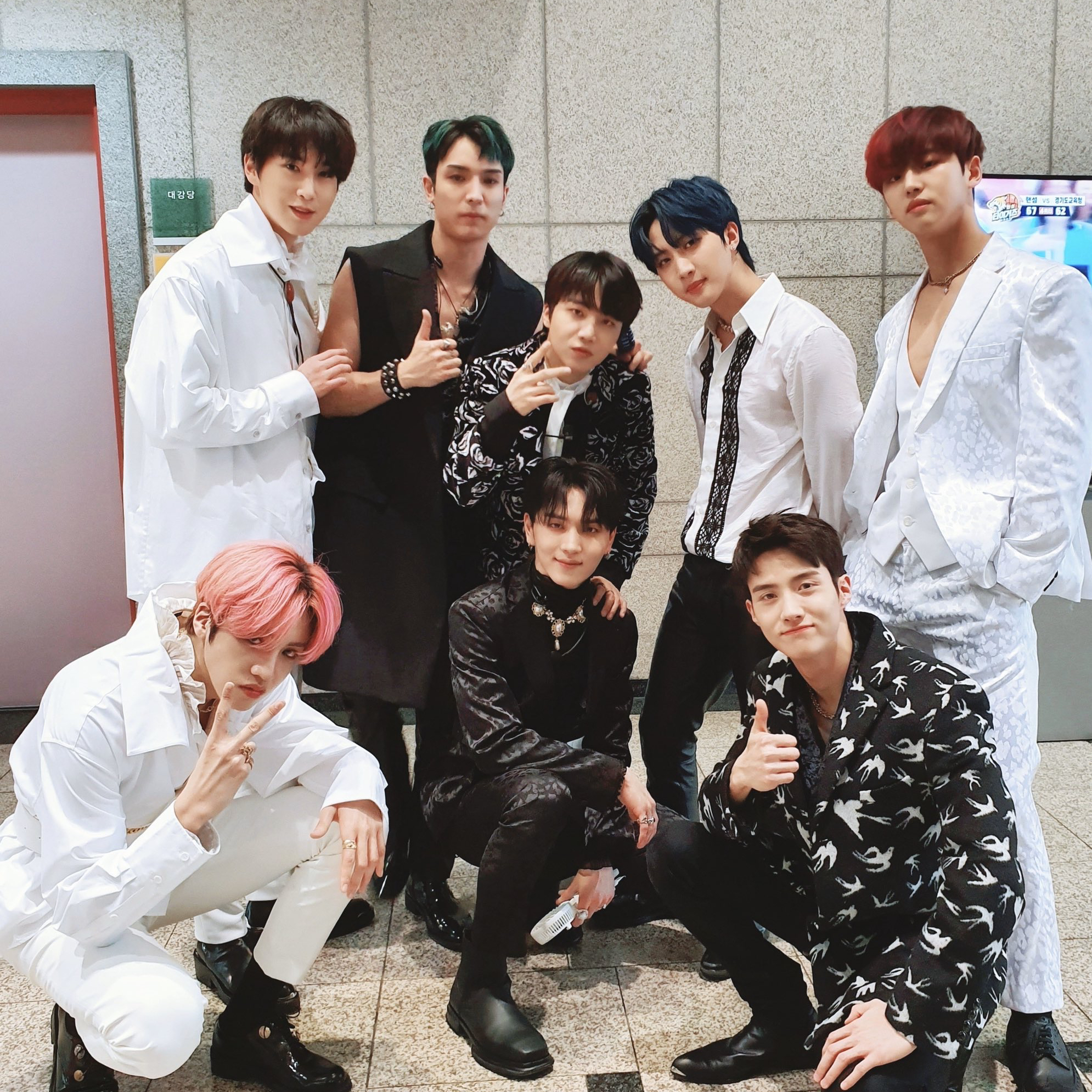 Behind-the-scenes cut of PENTAGON