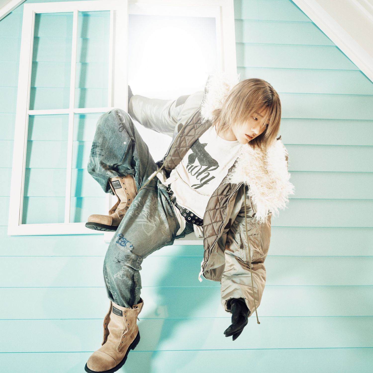 Behind-the-scenes cut of WOODZ