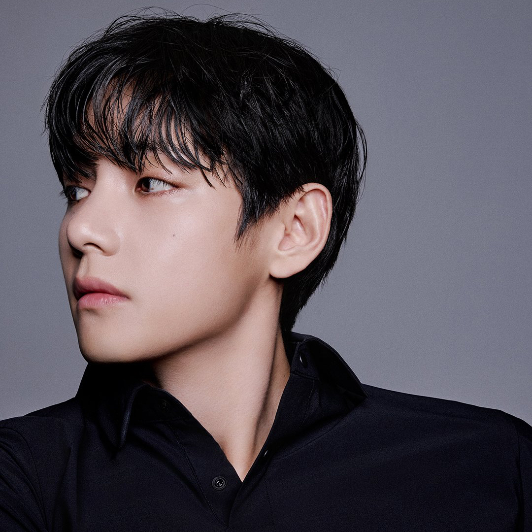 뷔 (방탄소년단)의 비하인드 컷