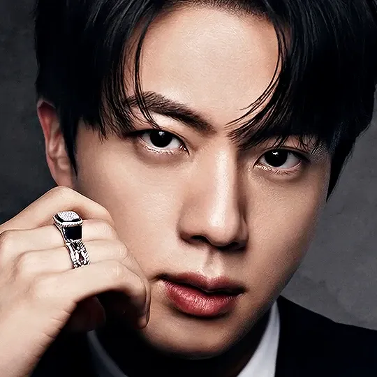 Potret di balik layar Jin (BTS)