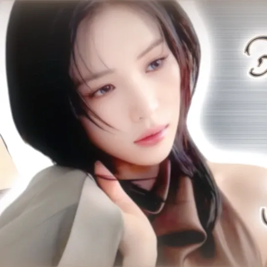 Latest photo of Maya (NiziU)