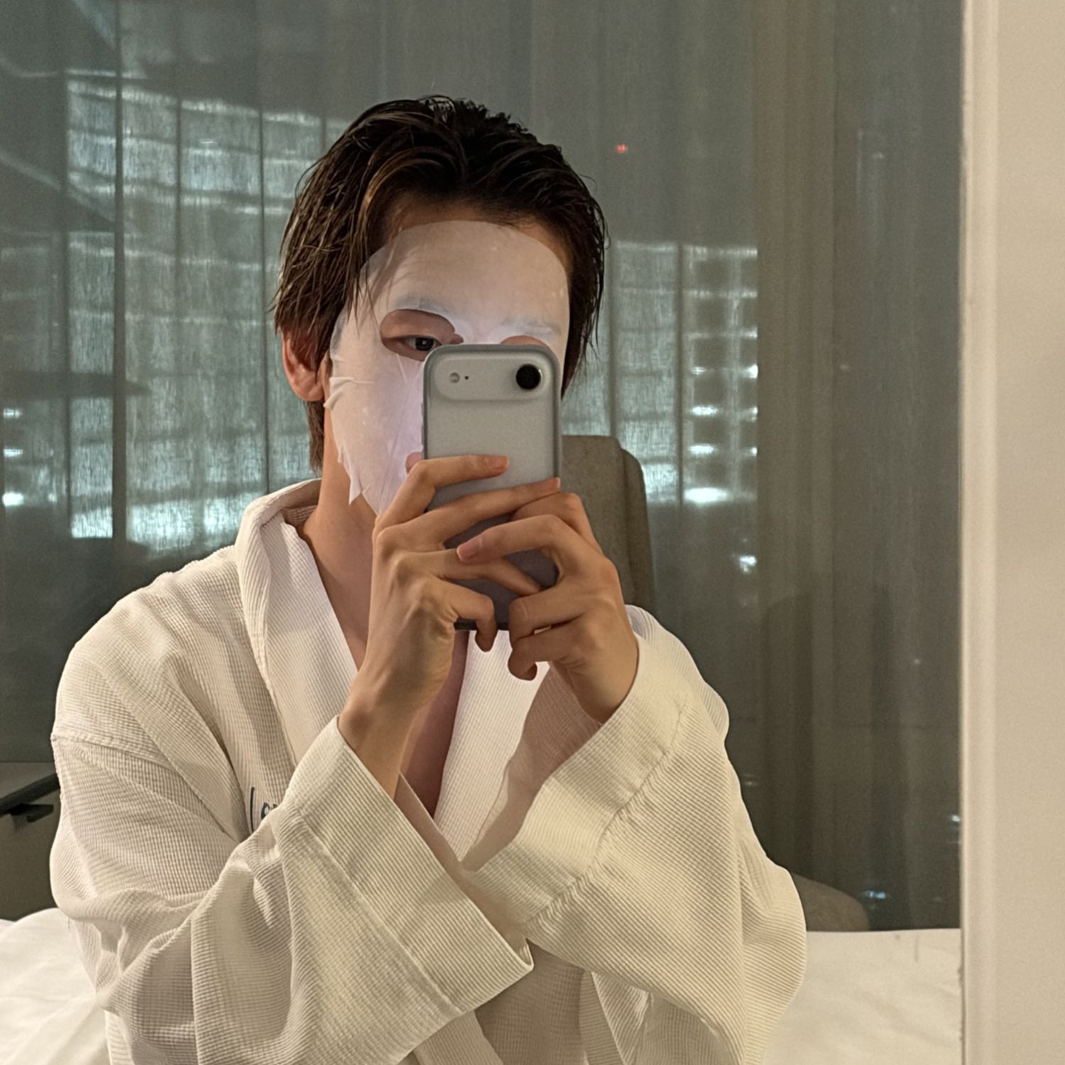 백현 (EXO)의 비하인드 컷