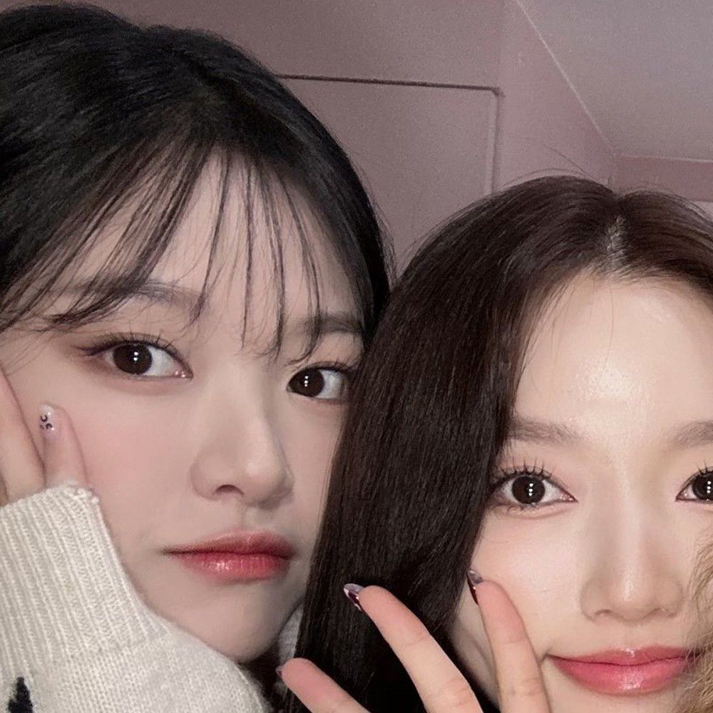 A moment captured by Loossemble's fan