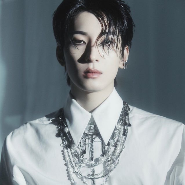 Behind-the-scenes cut of Wonwoo (SEVENTEEN)