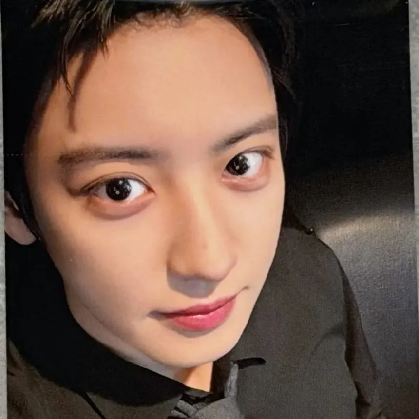 Foto terbaru Chanyeol (EXO)
