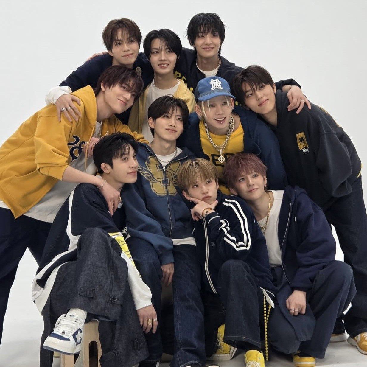 Behind-the-scenes cut of TREASURE