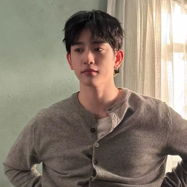 Recent activity shot of Jinyoung (GOT7)