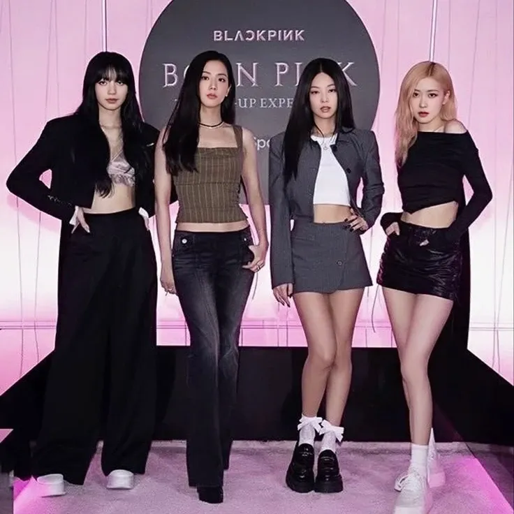 BLACKPINK의 최신 사진