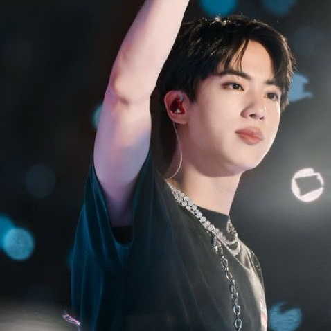 Foto terbaru Jin (BTS)
