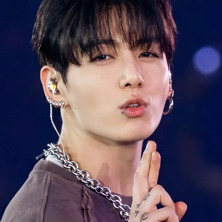 정국 (방탄소년단) 최근 활동샷