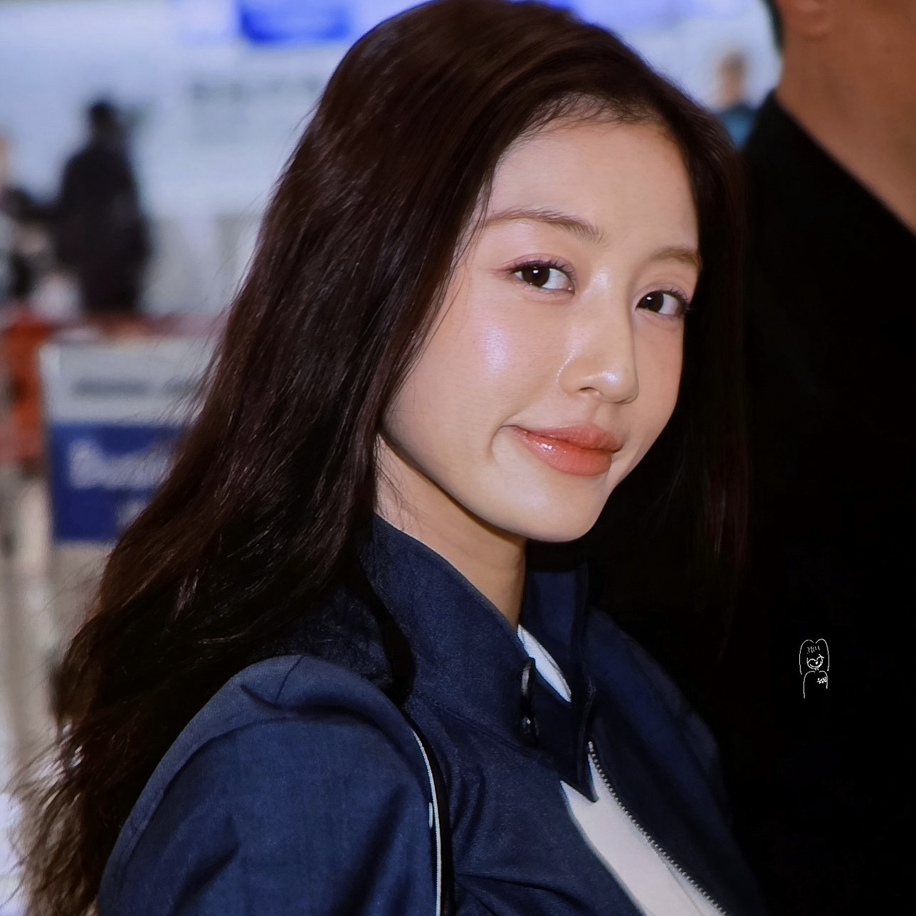 Foto terbaru Jihyo (TWICE)