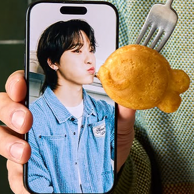 A moment captured by Dino (SEVENTEEN)'s fan