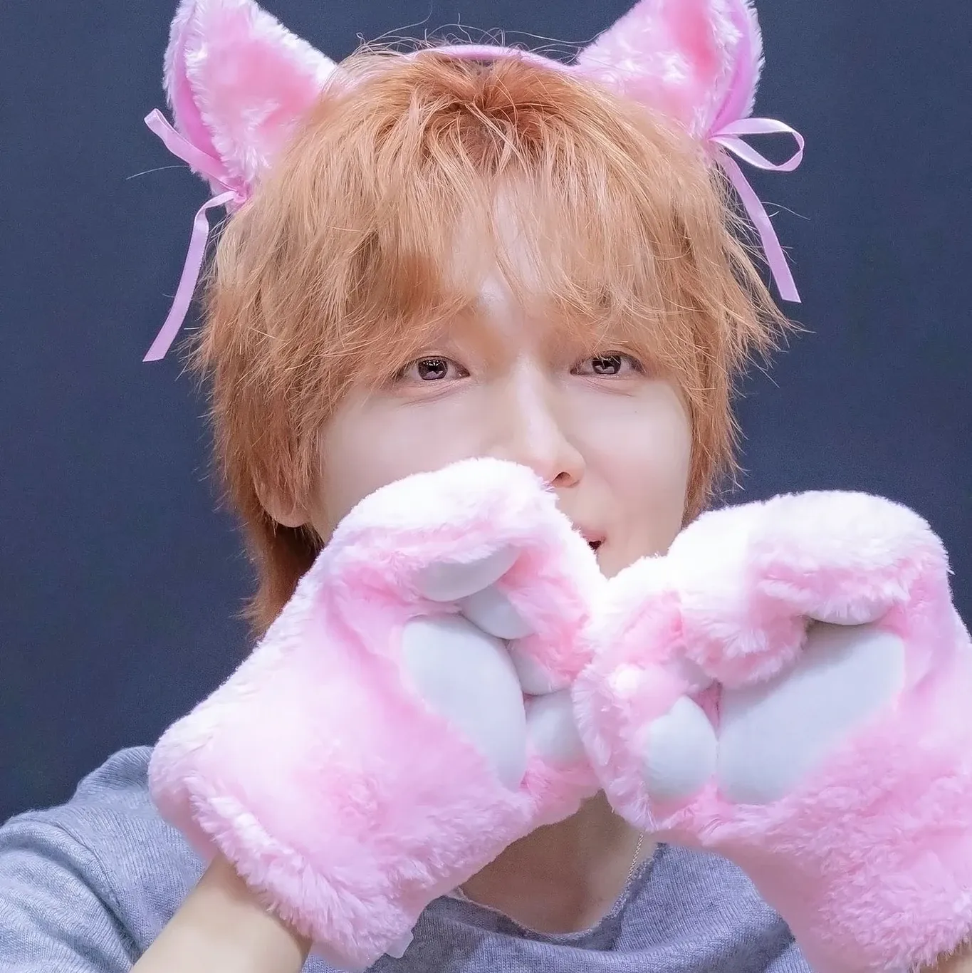 Recent activity shot of Jeong Sewoon