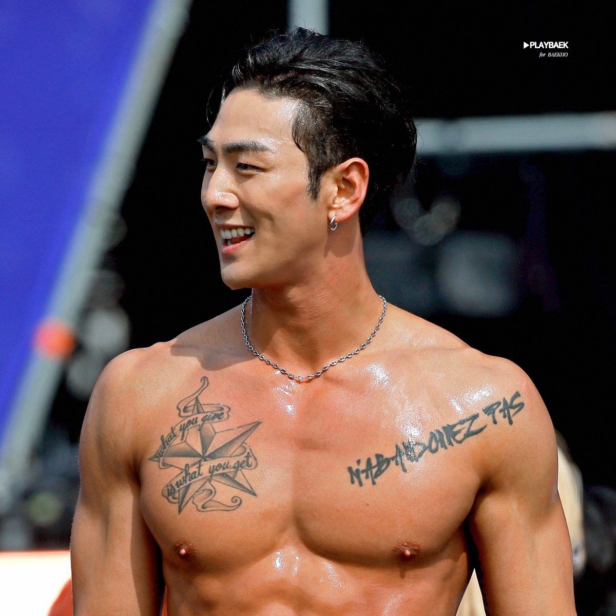 A moment captured by Baekho's fan