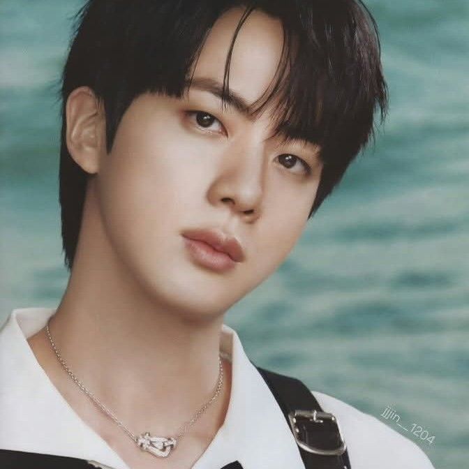Foto aktivitas terbaru Jin (BTS)