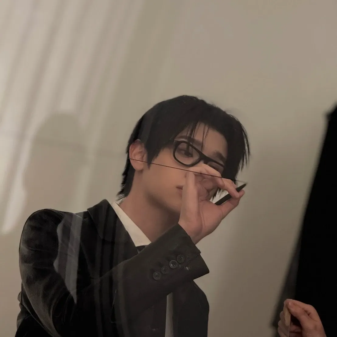 Recent activity shot of Kim Taerae (ZEROBASEONE)