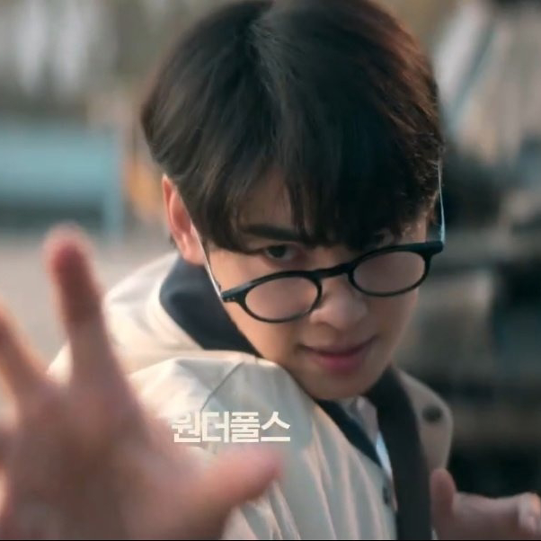 Latest photo of Eunwoo (ASTRO)