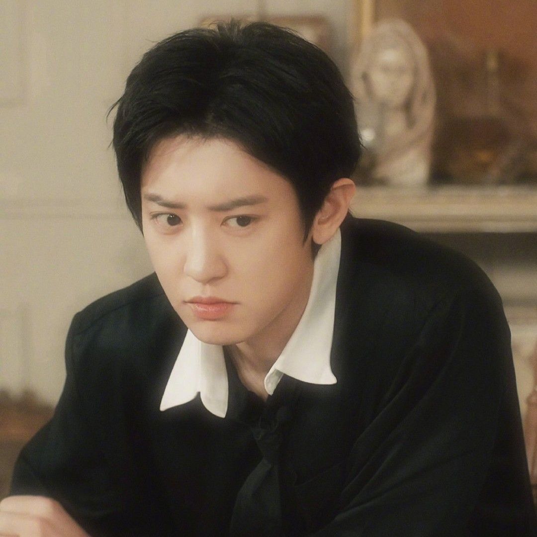 Foto aktivitas terbaru Chanyeol (EXO)