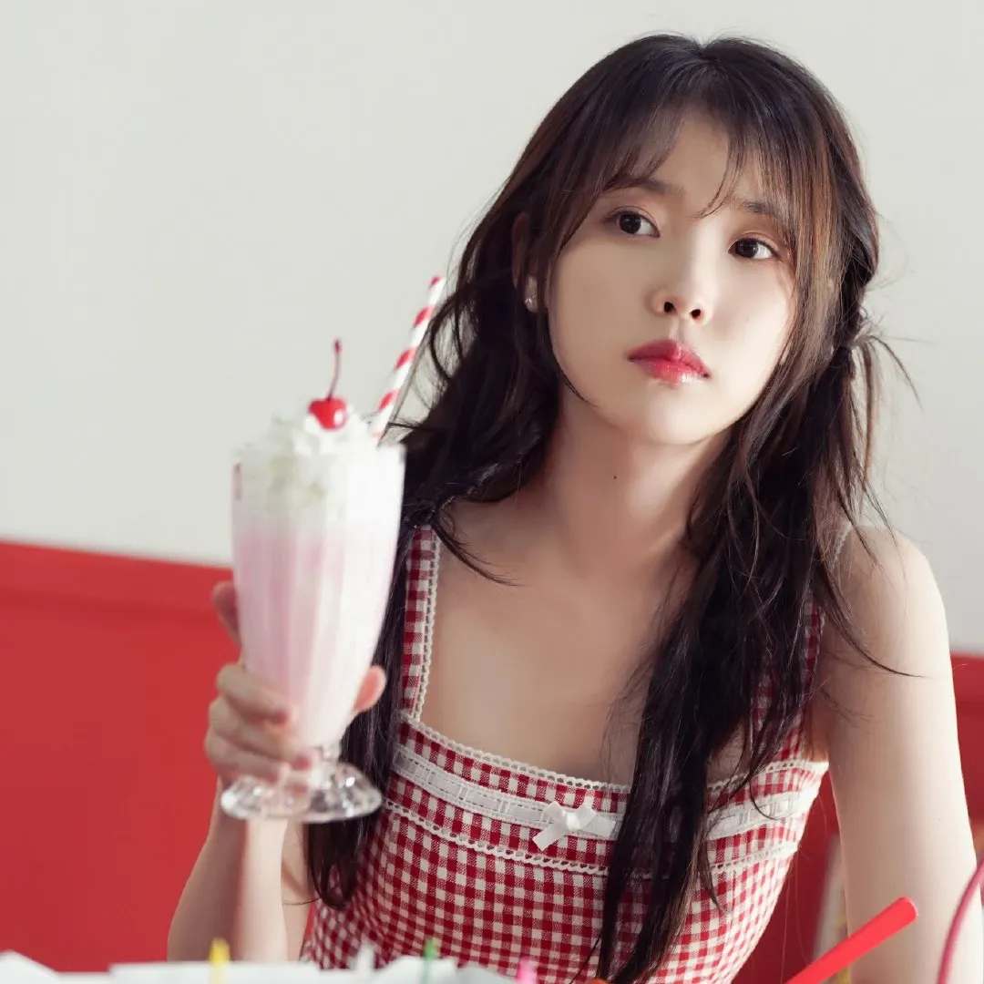 Potret di balik layar IU