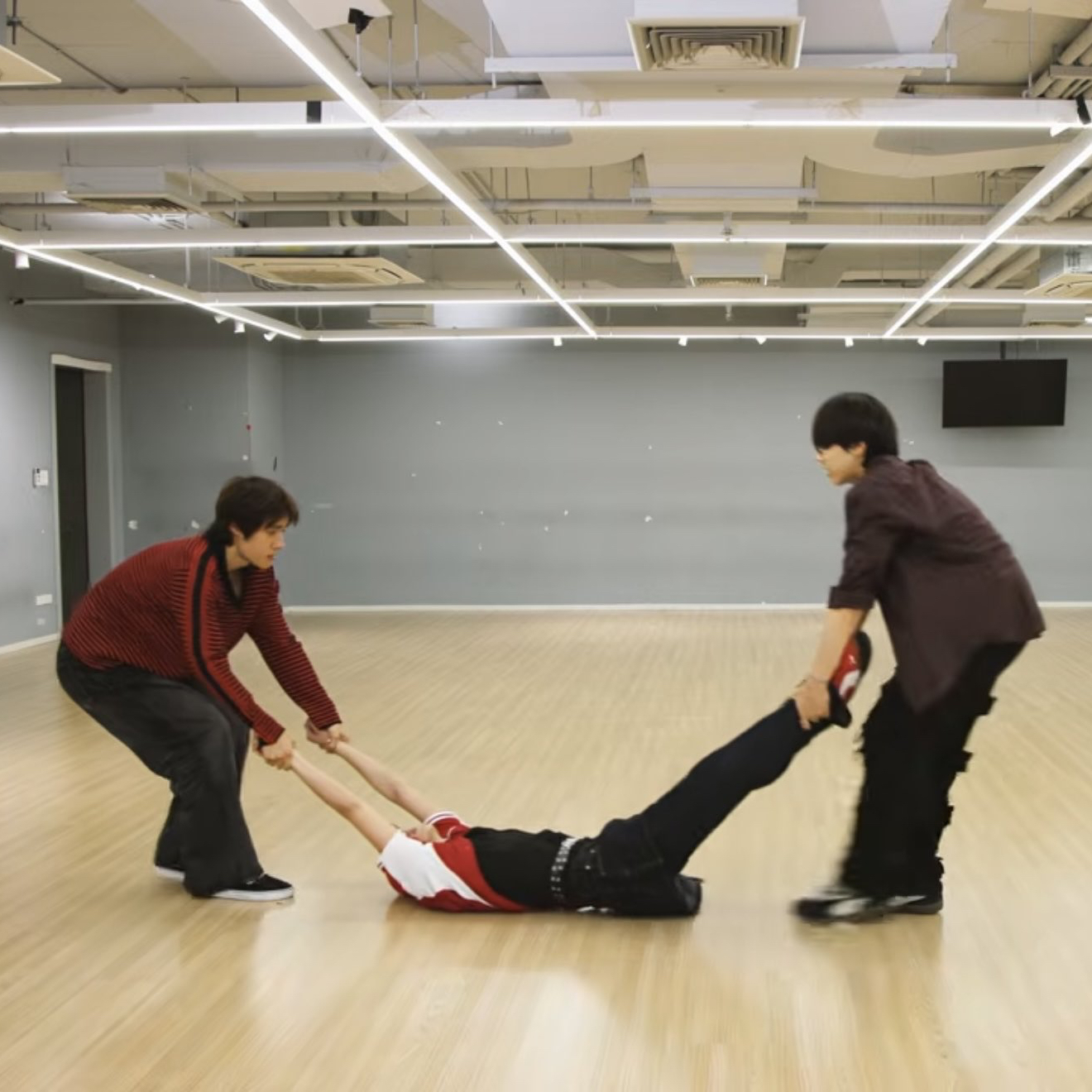 A moment captured by LYKN's fan