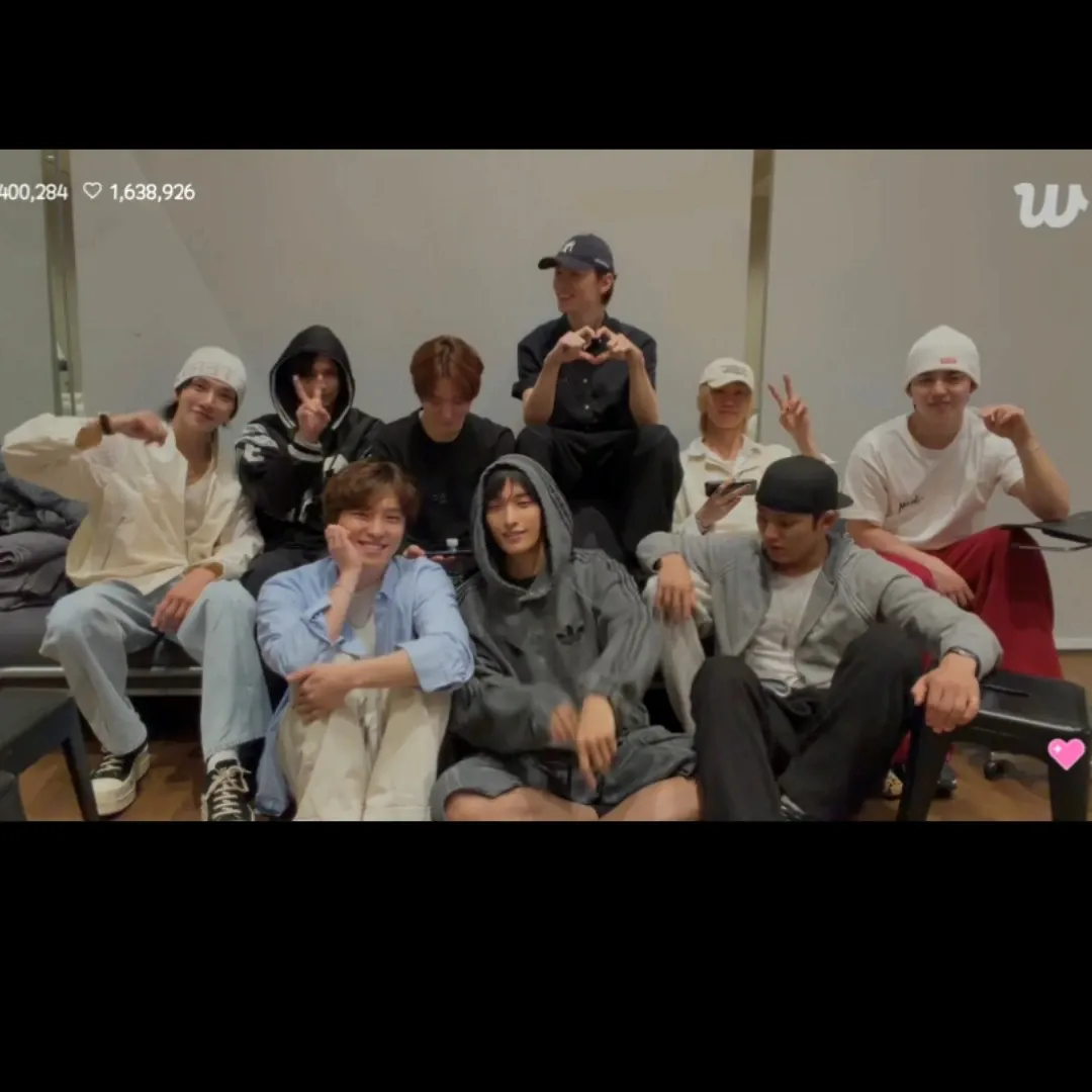 Foto aktivitas terbaru SEVENTEEN