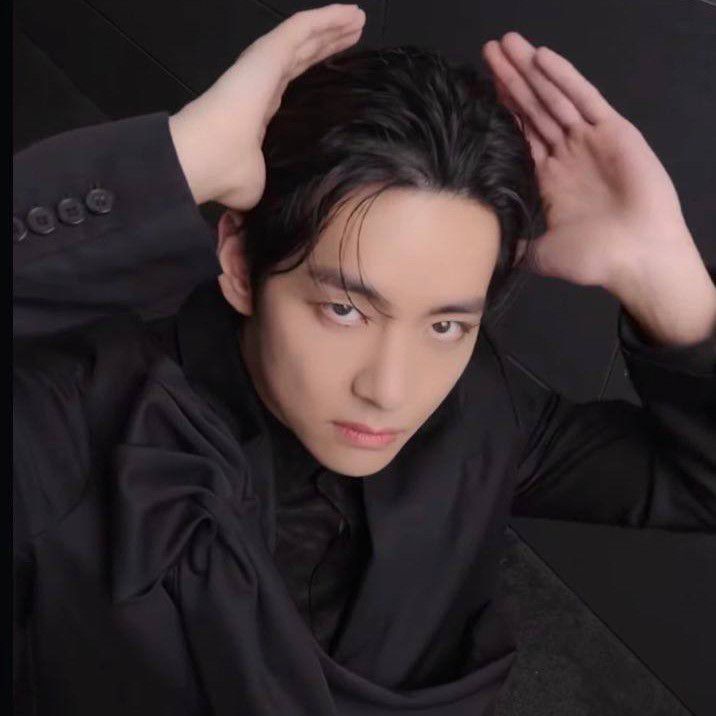 뷔 (방탄소년단)의 비하인드 컷