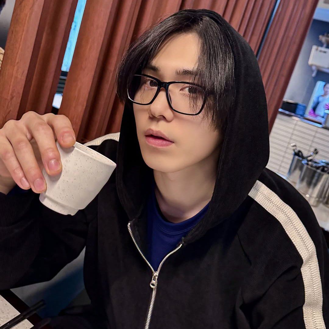 Behind-the-scenes cut of Rocky