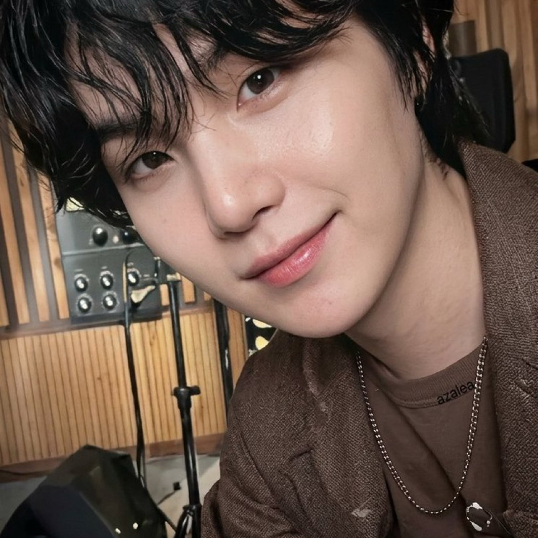 Potret di balik layar SUGA (BTS)