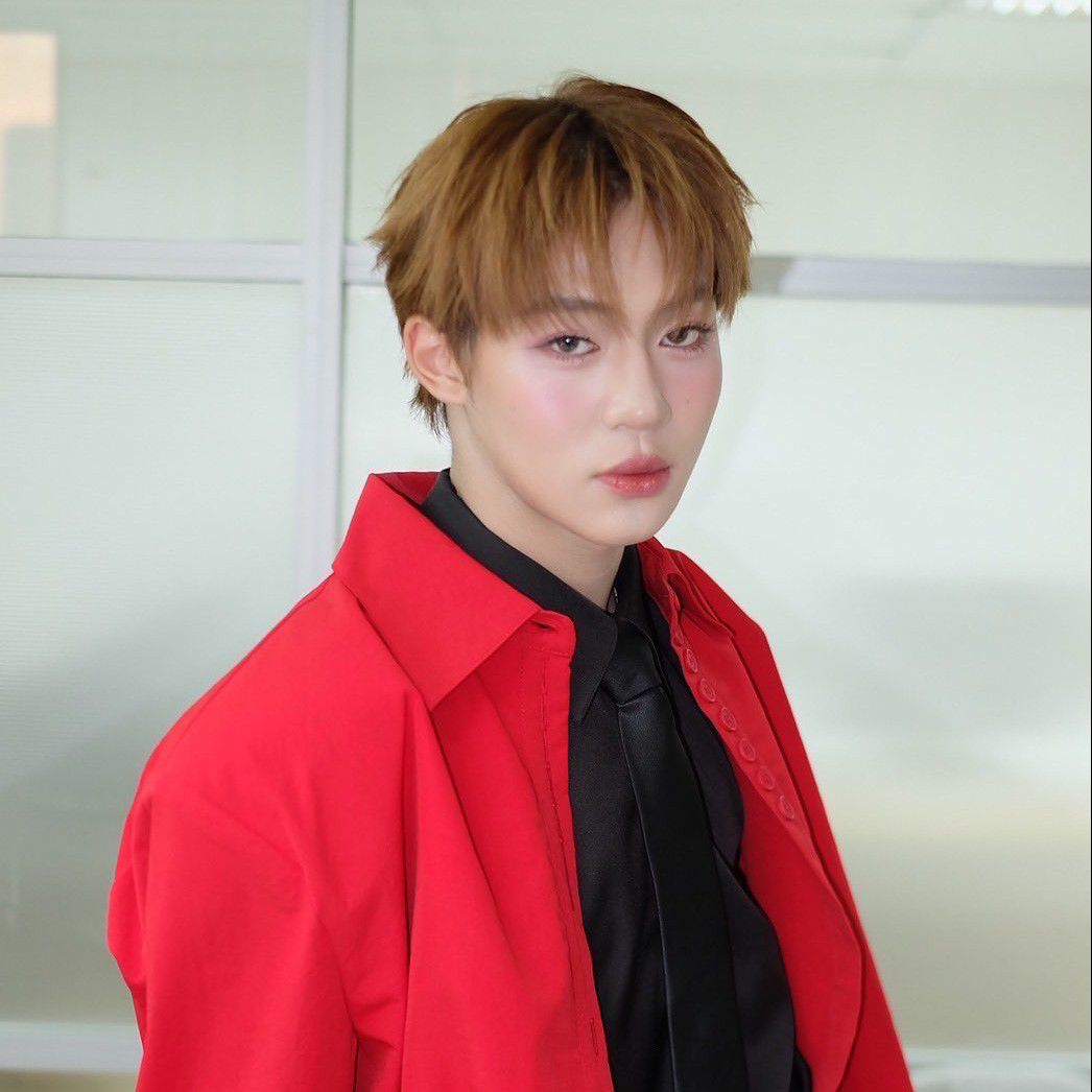 Foto aktivitas terbaru Lego (LYKN)