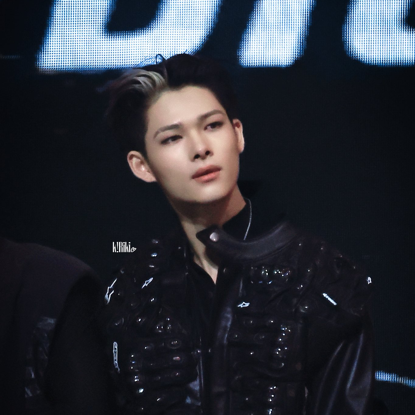 NI-KI (ENHYPEN)的幕後花絮