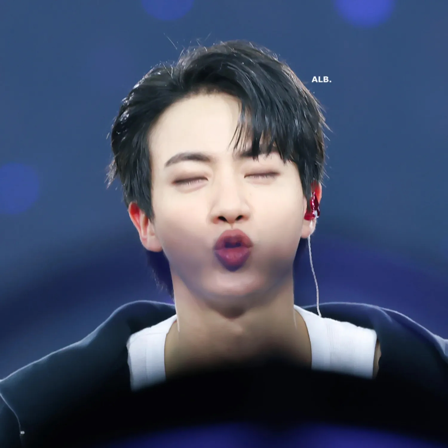 Behind-the-scenes cut of Jin (BTS)