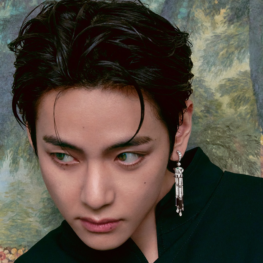 Recent activity shot of V (BTS)