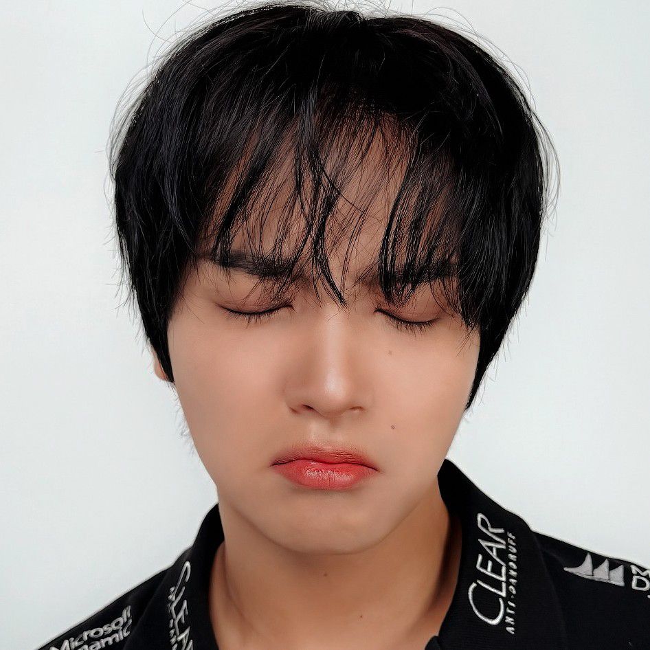 Behind-the-scenes cut of Haechan (NCT 127, NCT DREAM)