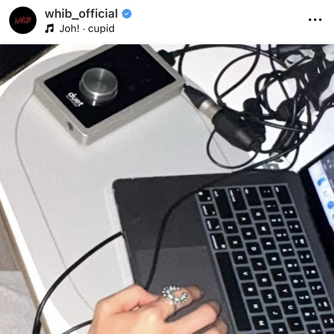 Behind-the-scenes cut of Wonjun (WHIB)