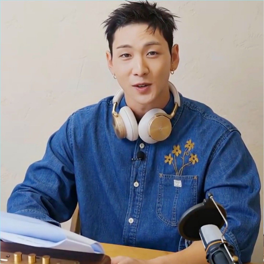 백호의 비하인드 컷