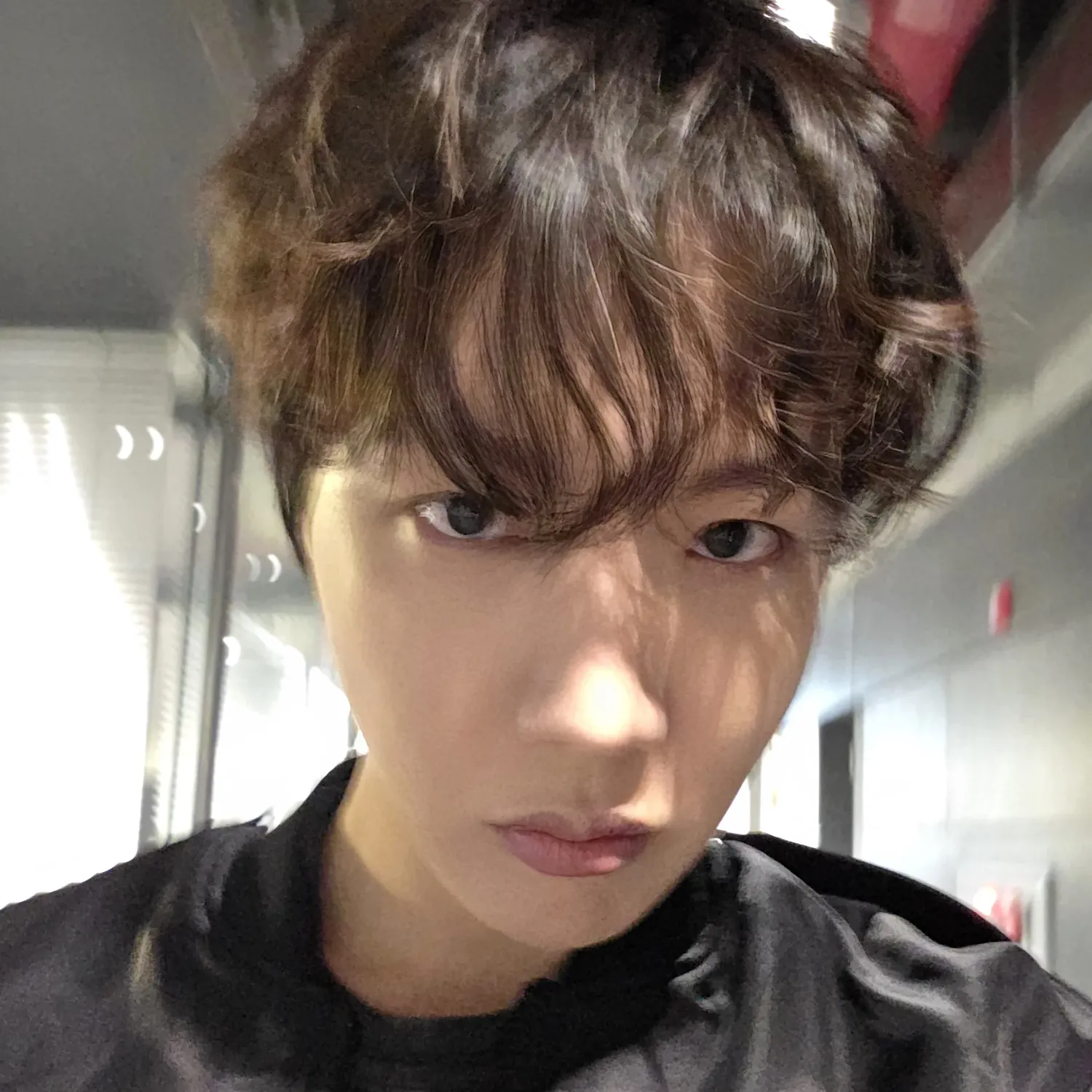 Foto aktivitas terbaru j-hope (BTS)