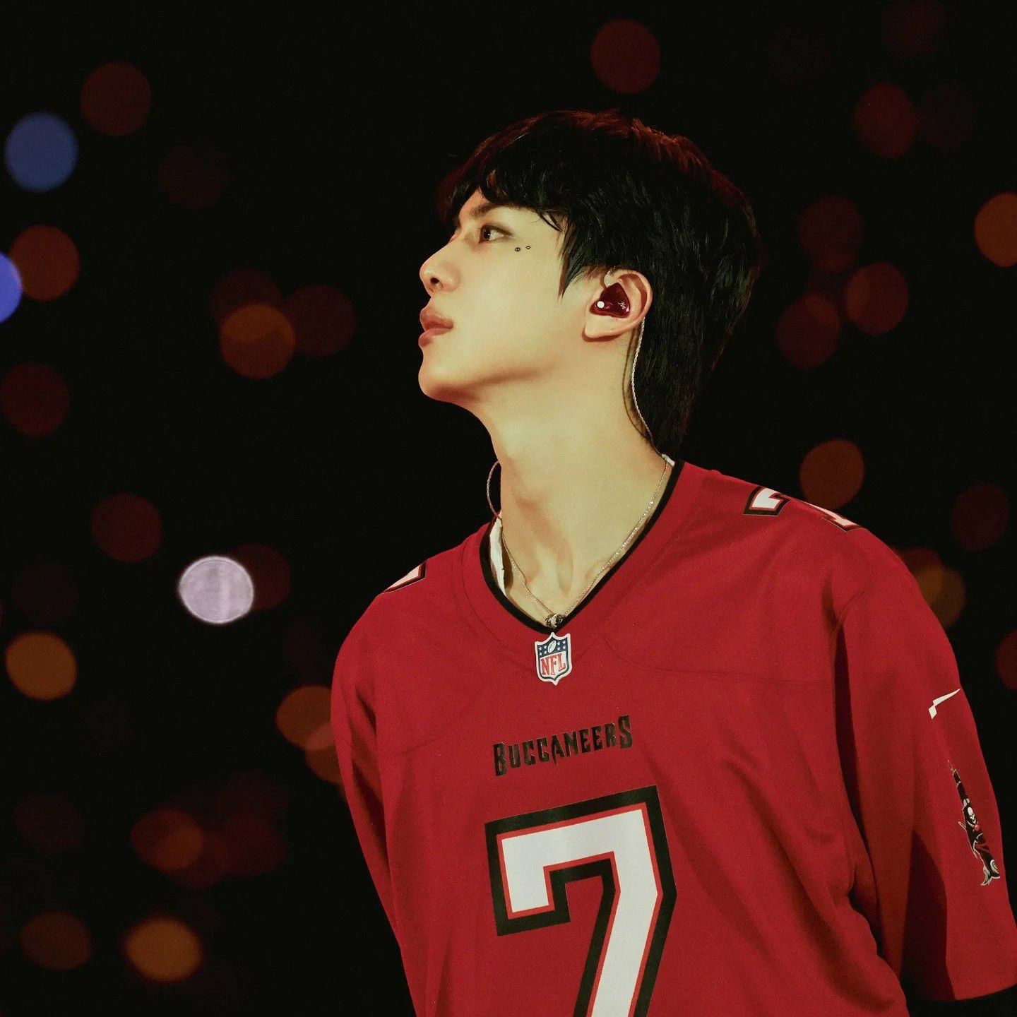 진 (방탄소년단)의 비하인드 컷