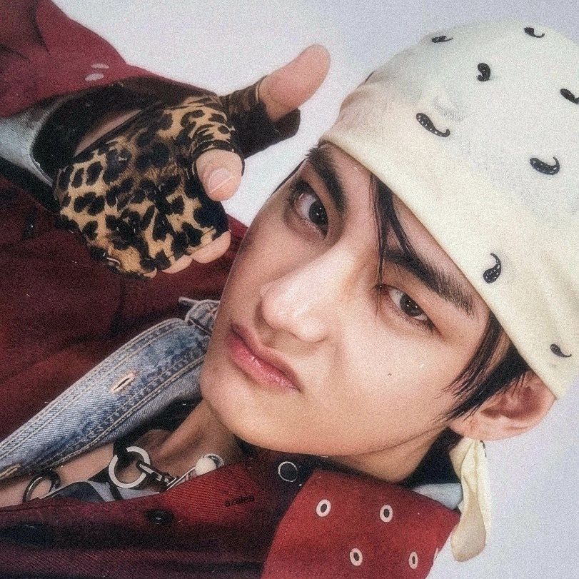 Recent activity shot of V (BTS)