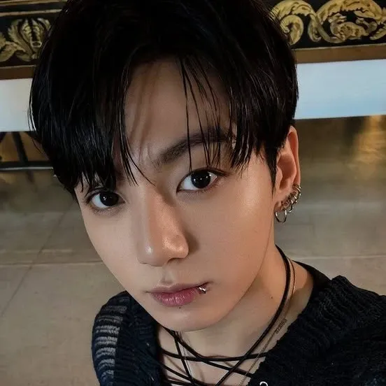 Latest photo of Jungkook (BTS)