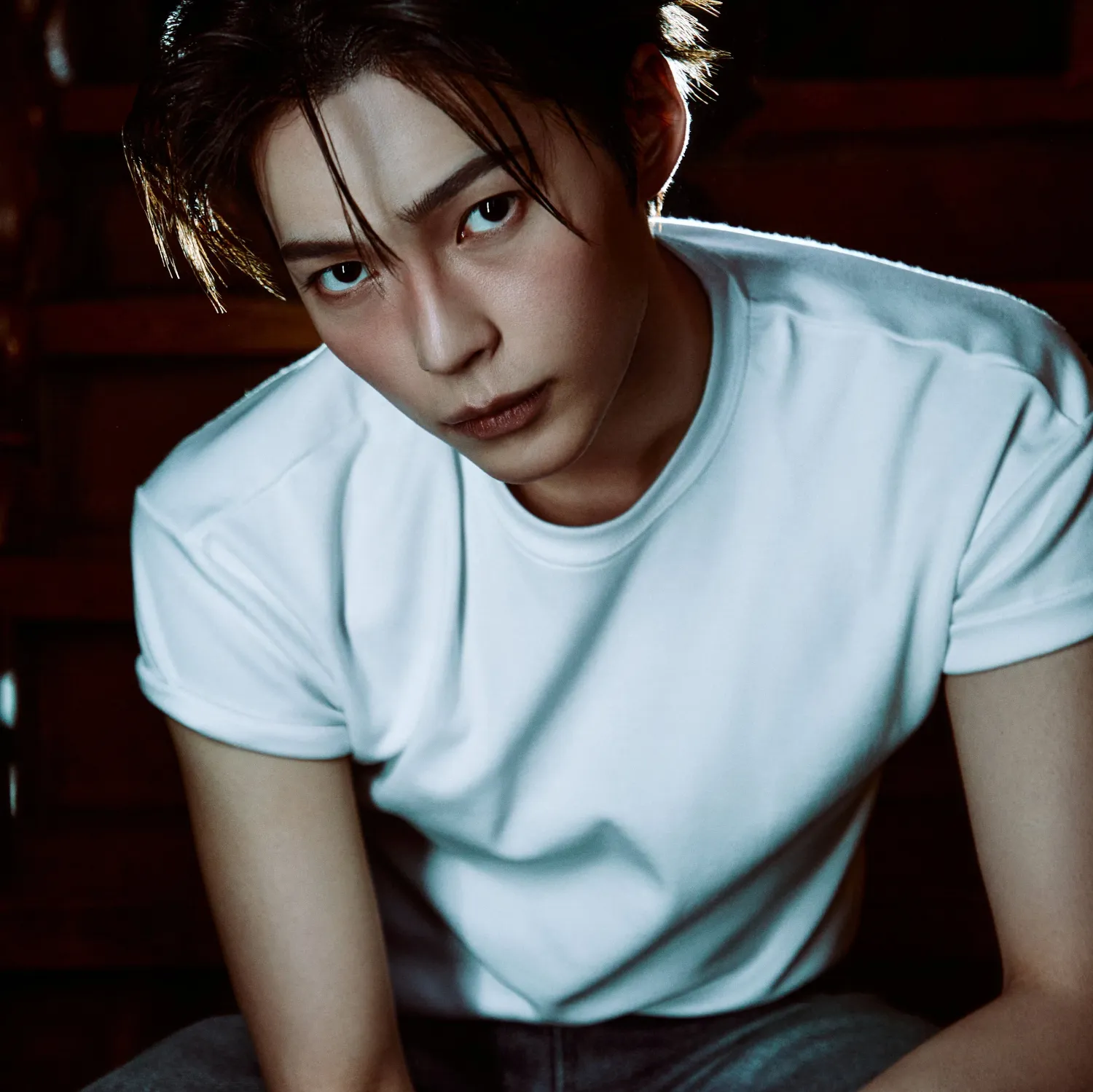 Recent activity shot of Sung Hanbin (ZEROBASEONE)