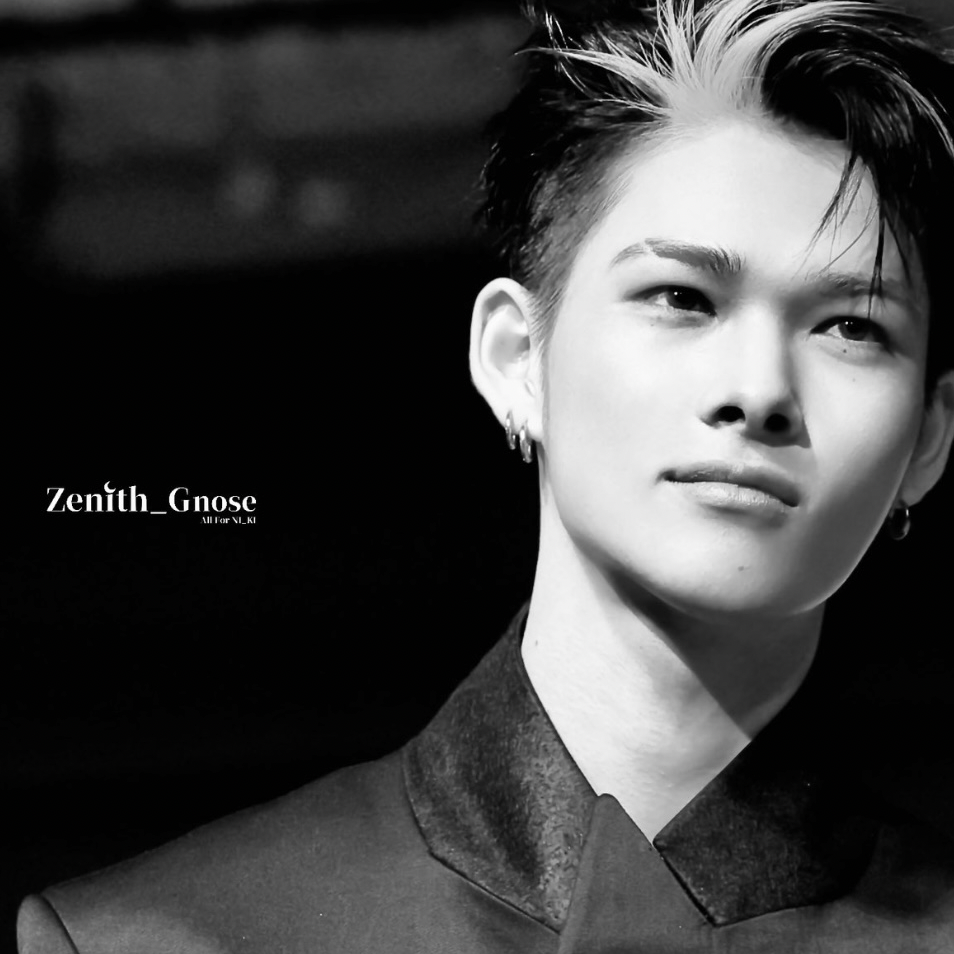 NI-KI (ENHYPEN)的最新照片