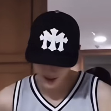 A moment captured by Eunwoo (ASTRO)'s fan