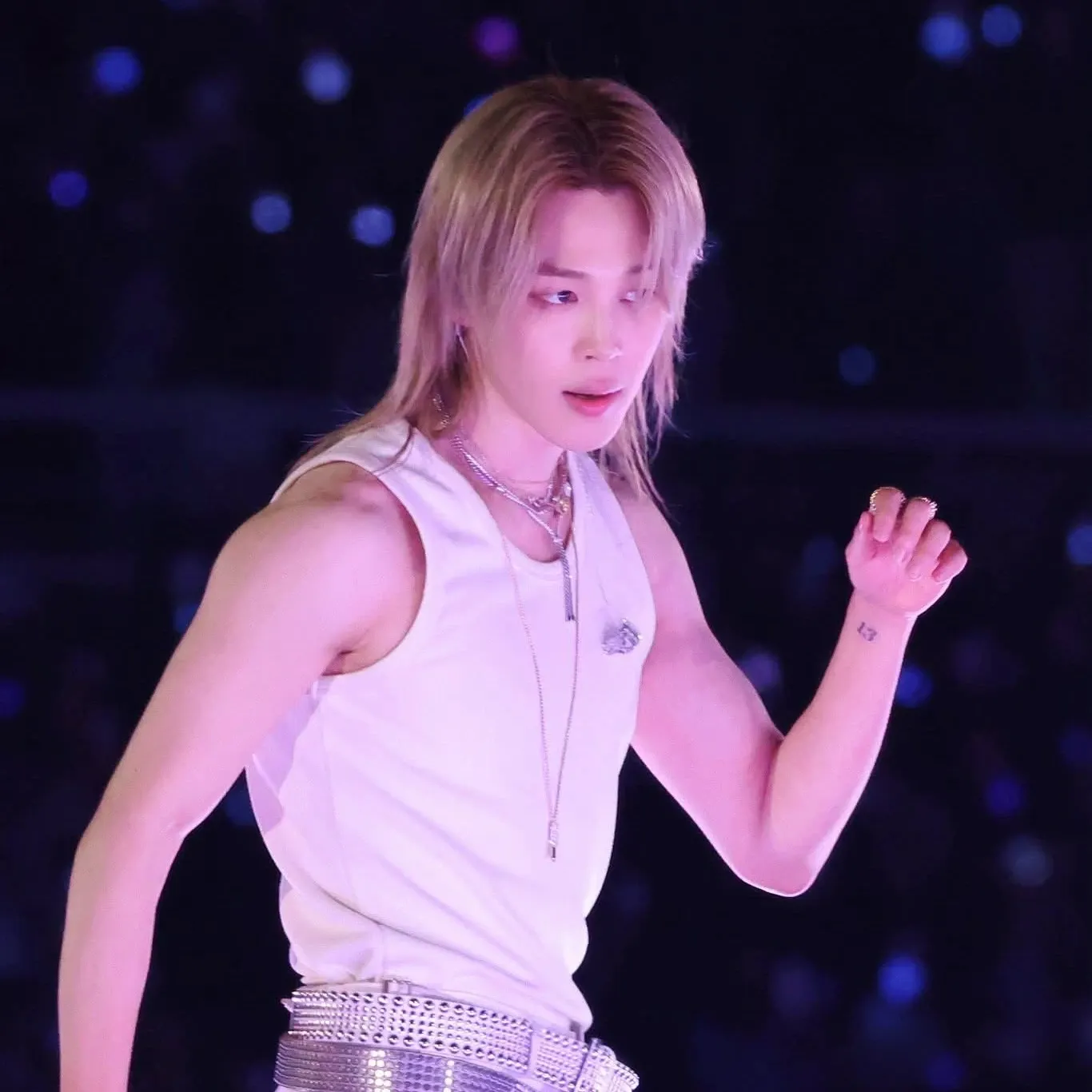 Foto aktivitas terbaru Jimin (BTS)