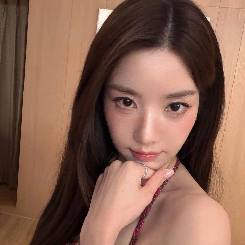 Latest photo of Kwon Eunbi