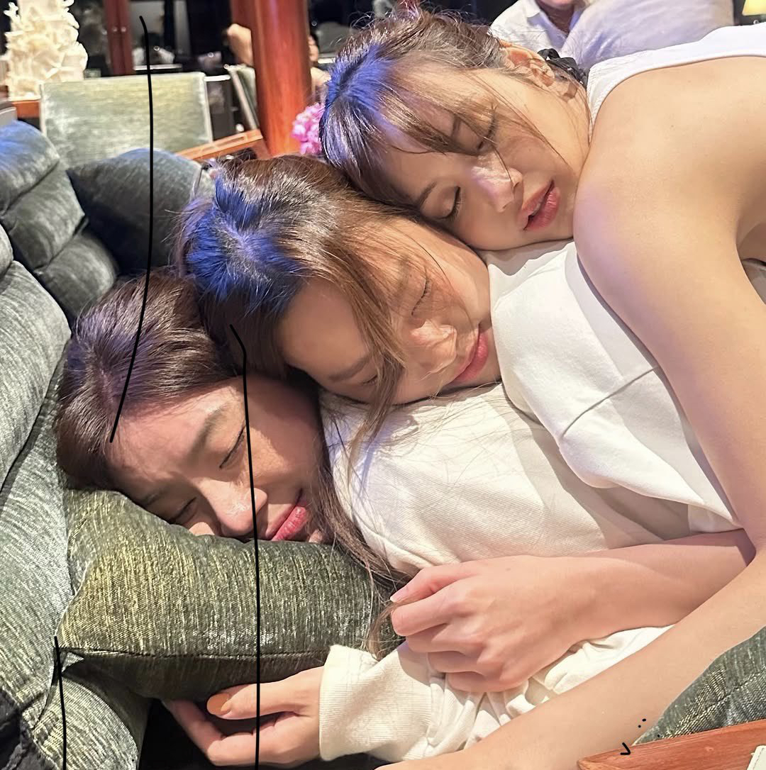 Lisa (BLACKPINK)的最新活动照片