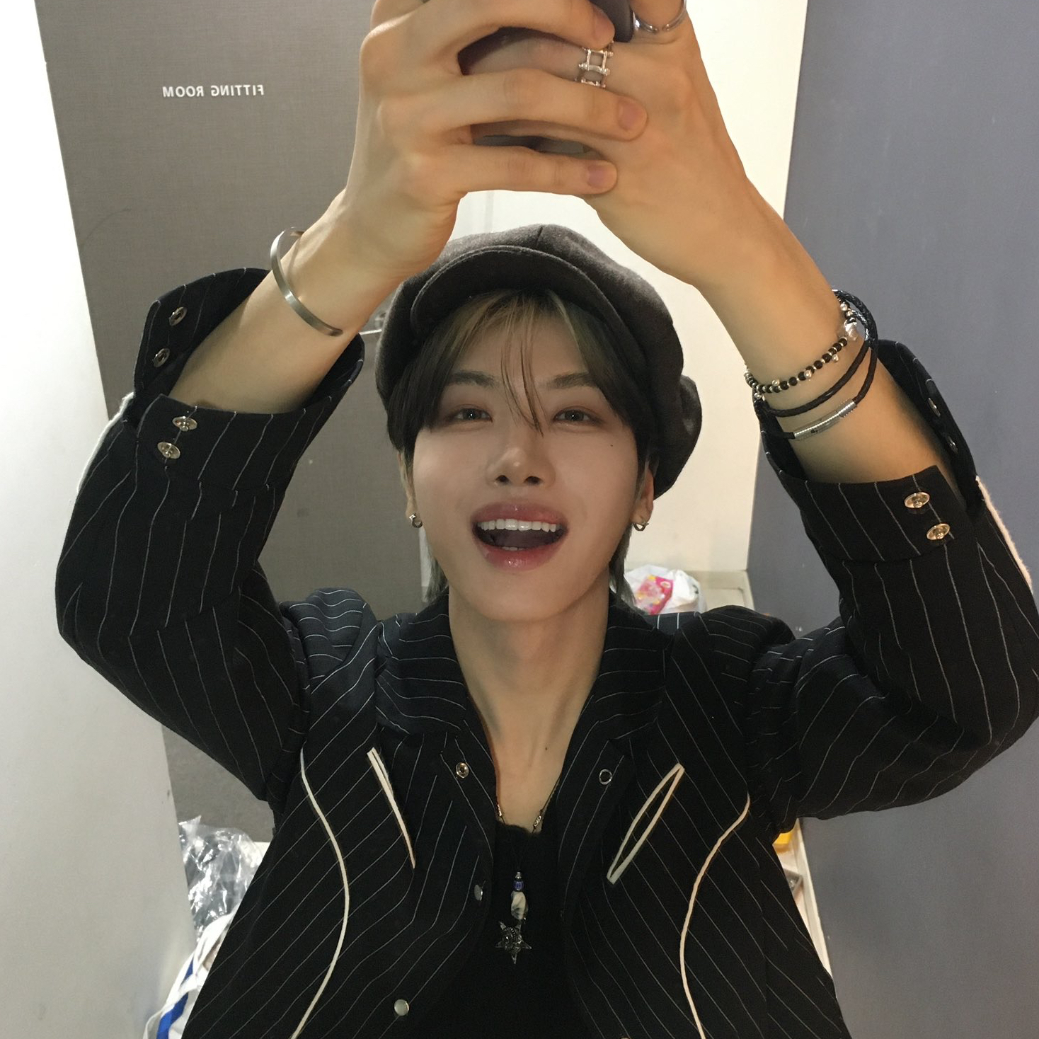 Foto aktivitas terbaru Huiwon (n.SSign)