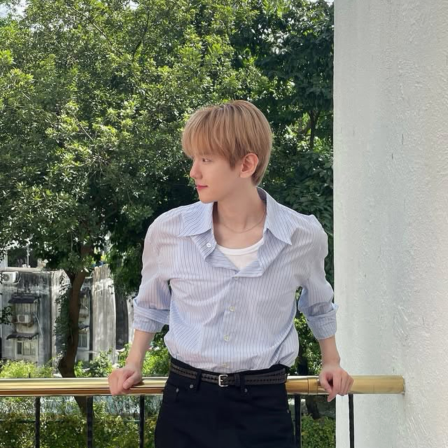 백현 (EXO) 최근 활동샷