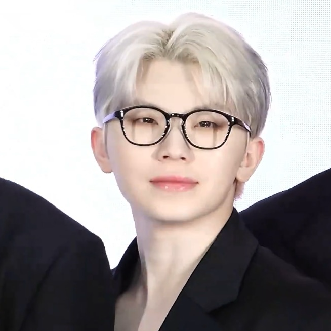 Behind-the-scenes cut of Woozi (SEVENTEEN)